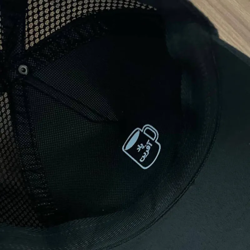 کلاه کپ پاد آفرین مدل فوتبالی بایرن مونیخ طرح تیم ورزشی مناسب بانوان و آقایان جنس کتان قابل تنظیم
