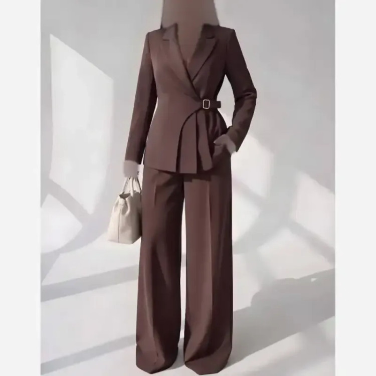 کت شلوار سگک دار پینترستی کرپ مازراتی زنانه