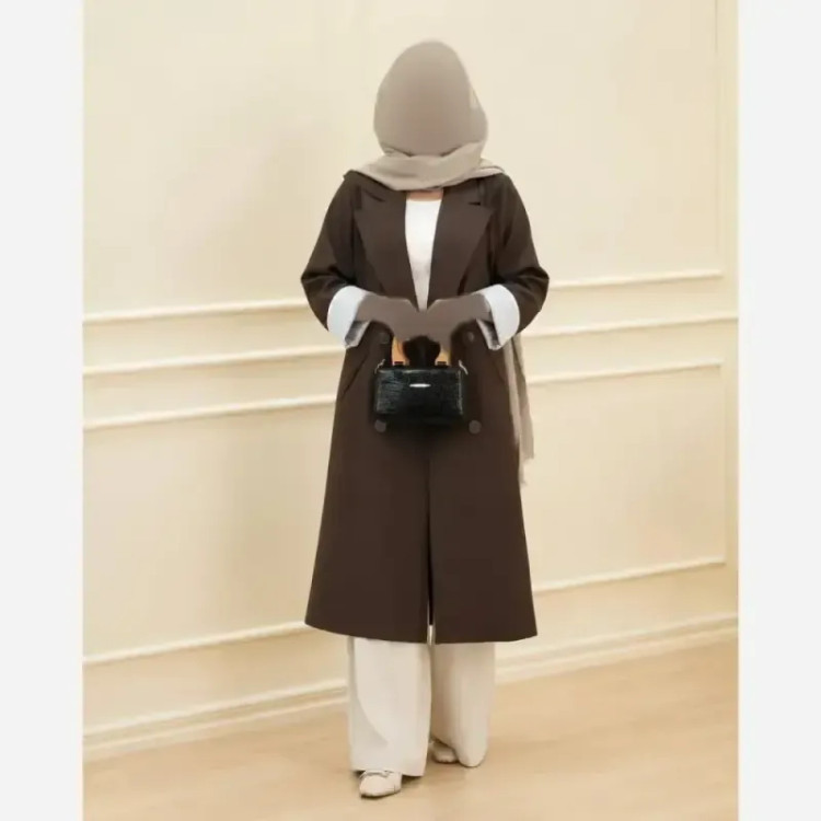 کیف اسپرت ورنی مشکی دسته چوبی سایز 17 در 13